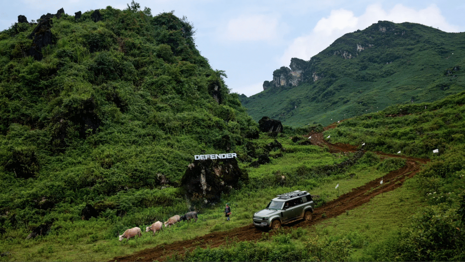 DEFENDER EXPERIENCE 2025 – HÀNH TRÌNH PHONG CÁCH SỐNG CỦA NHỮNG NHÀ KHÁM PHÁ 1 DEFENDER EXPERIENCE 2025 – HÀNH TRÌNH PHONG CÁCH SỐNG CỦA NHỮNG NHÀ KHÁM PHÁ Screenshot 2025 11 15 211208 DEFENDER EXPERIENCE 2025 – HÀNH TRÌNH PHONG CÁCH SỐNG CỦA NHỮNG NHÀ KHÁM PHÁ