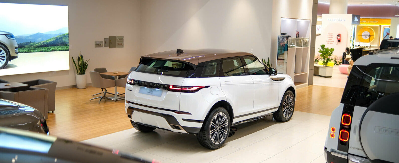 Land Rover 34 Land Rover z7008693318451_f311dc3701e4f55f1689eb94b6bba73c