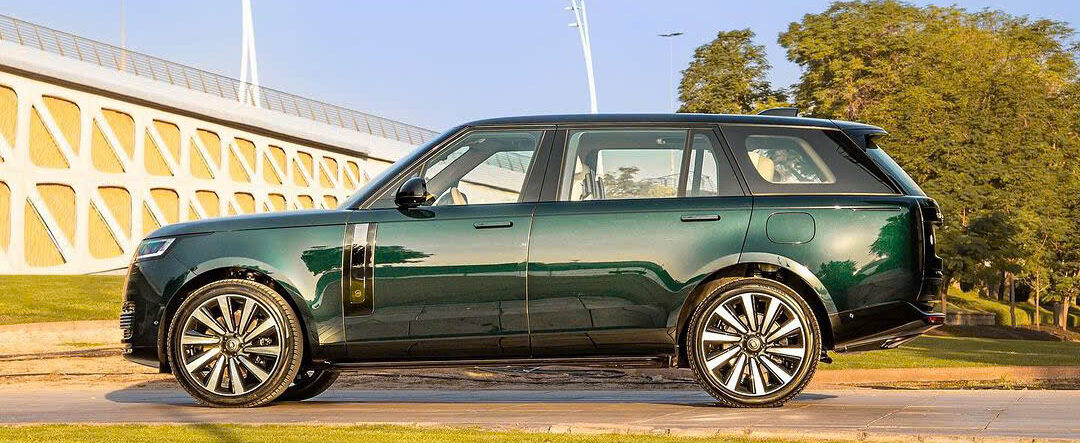 Land Rover 31 Land Rover z7227831459694_3eda4d63d1e2f82b8e11412b6244dafa